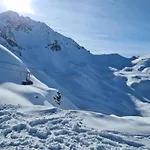 D'rock Arosa-nightlife Lodge-adults Only Appartement *