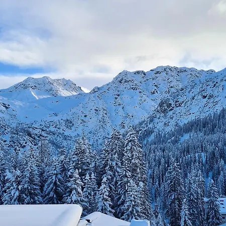 Lägenhet D'rock Arosa-nightlife Lodge-adults Only Arosa