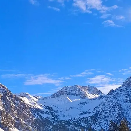Apartment Fewo D'Rock Arosa-Perfect For Party Lovers-Located Above A Bar & Club (Adults Only)
