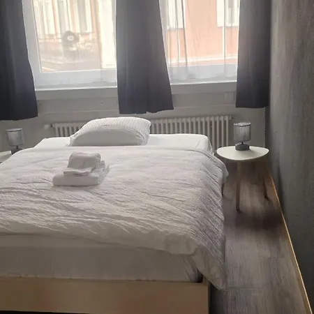 Apartment Fewo D'Rock Arosa-Perfect For Party Lovers-Located Above A Bar & Club (Adults Only)