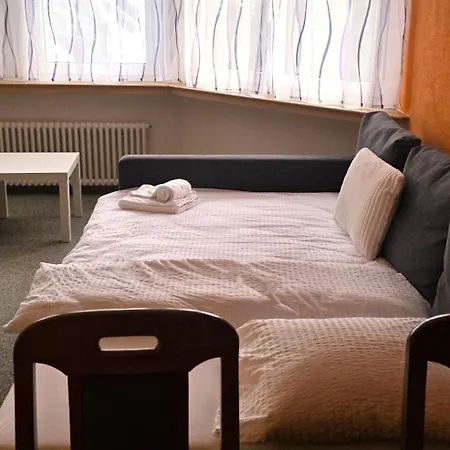 Apartment Fewo D'Rock Arosa-Perfect For Party Lovers-Located Above A Bar & Club (Adults Only) Arosa