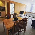 דירה D'rock Arosa-nightlife Lodge-adults Only