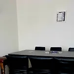 D'rock Arosa-nightlife Lodge-adults Only דירה ארוזה
